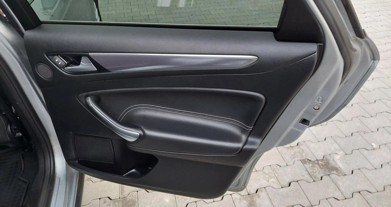 Ford Mondeo cena 31900 przebieg: 222000, rok produkcji 2014 z Mrągowo małe 562